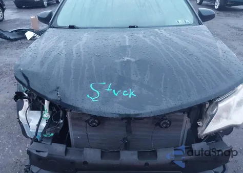 2012 Toyota Camry Xle z USA, uszkodzony, nr VIN 4T4BF1FK9CR241995